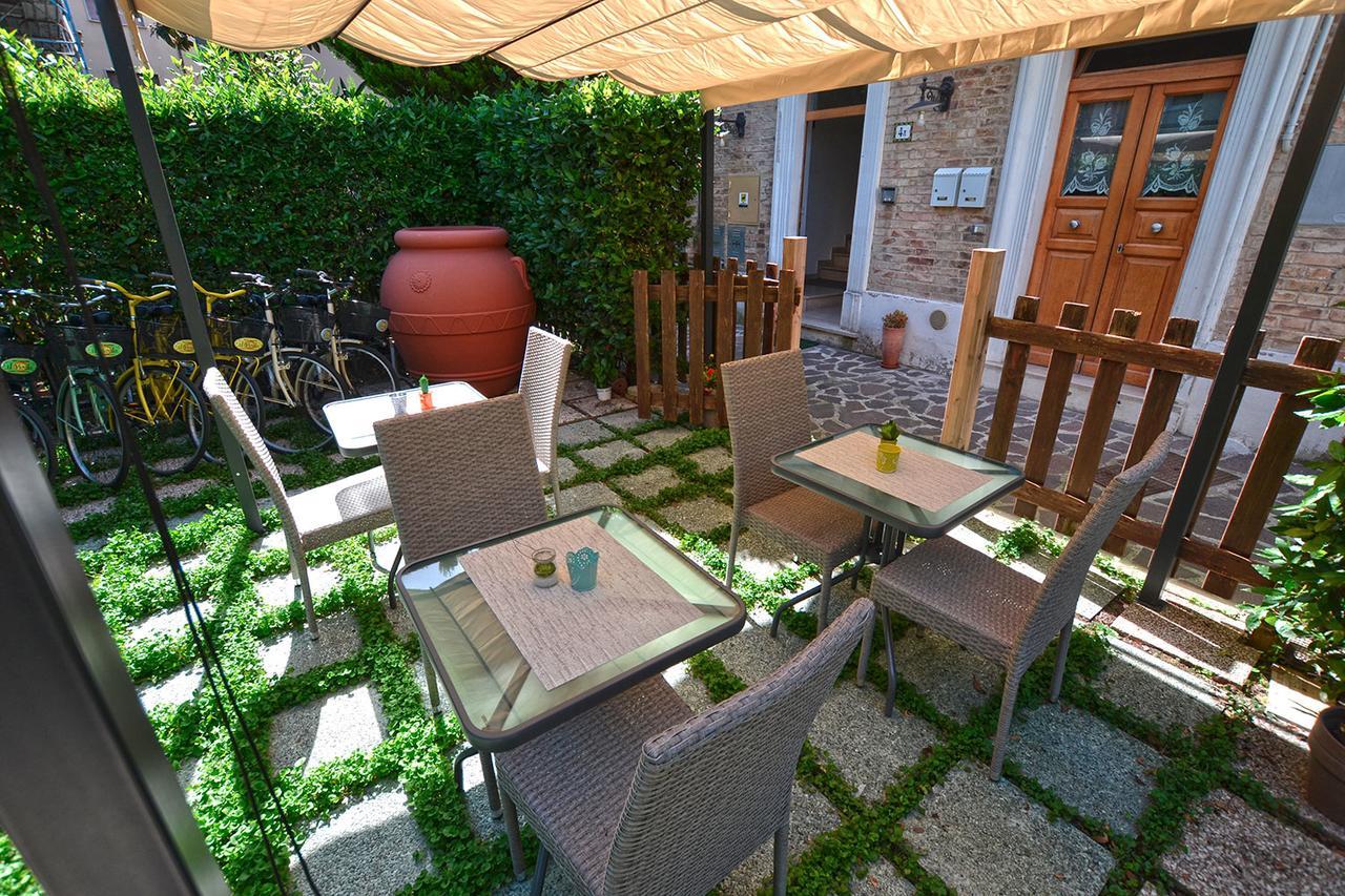Bed & Breakfast Il Vicolo San Benedetto del Tronto Eksteriør billede